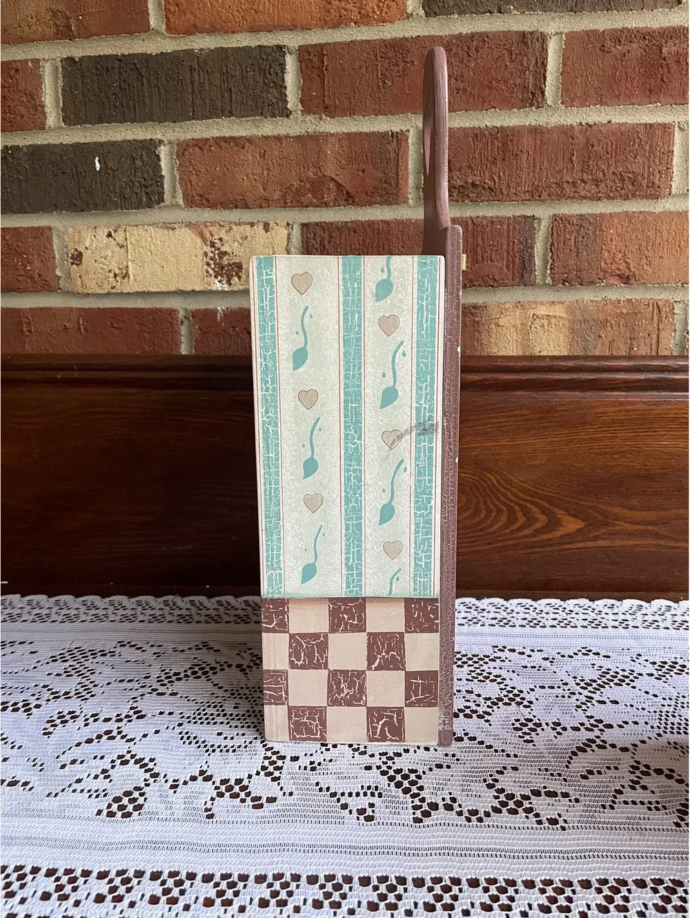Wooden Cottage Core Kitchen Wall Hanging Storage Box for Bags with Heart Cutouts